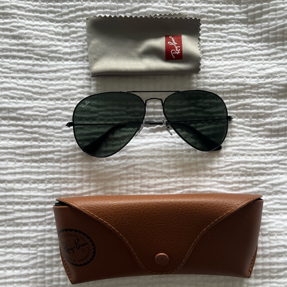 Black Ray-Ban Aviator Sunglasses 58mm